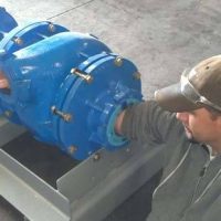 arm-through-slurry-pump-550