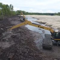 Excavator_long_reach_arm-4