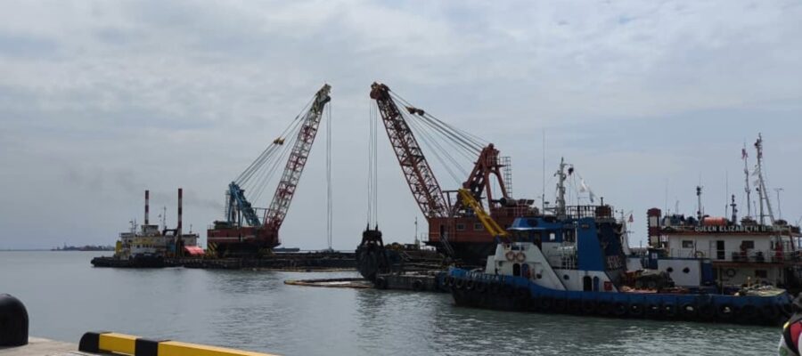 Sustainable Waterway Dredging: Minimizing Impact